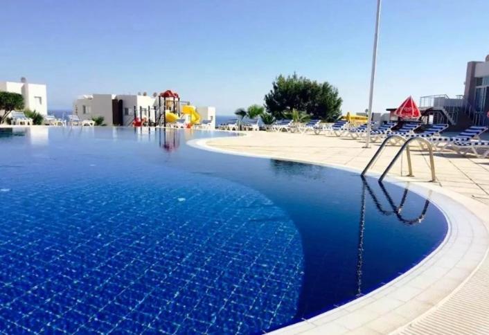 The Seaterra Reserve Penthouse With Mountains&Seaviews And Rooftop Terrace Akanthou Exterior foto